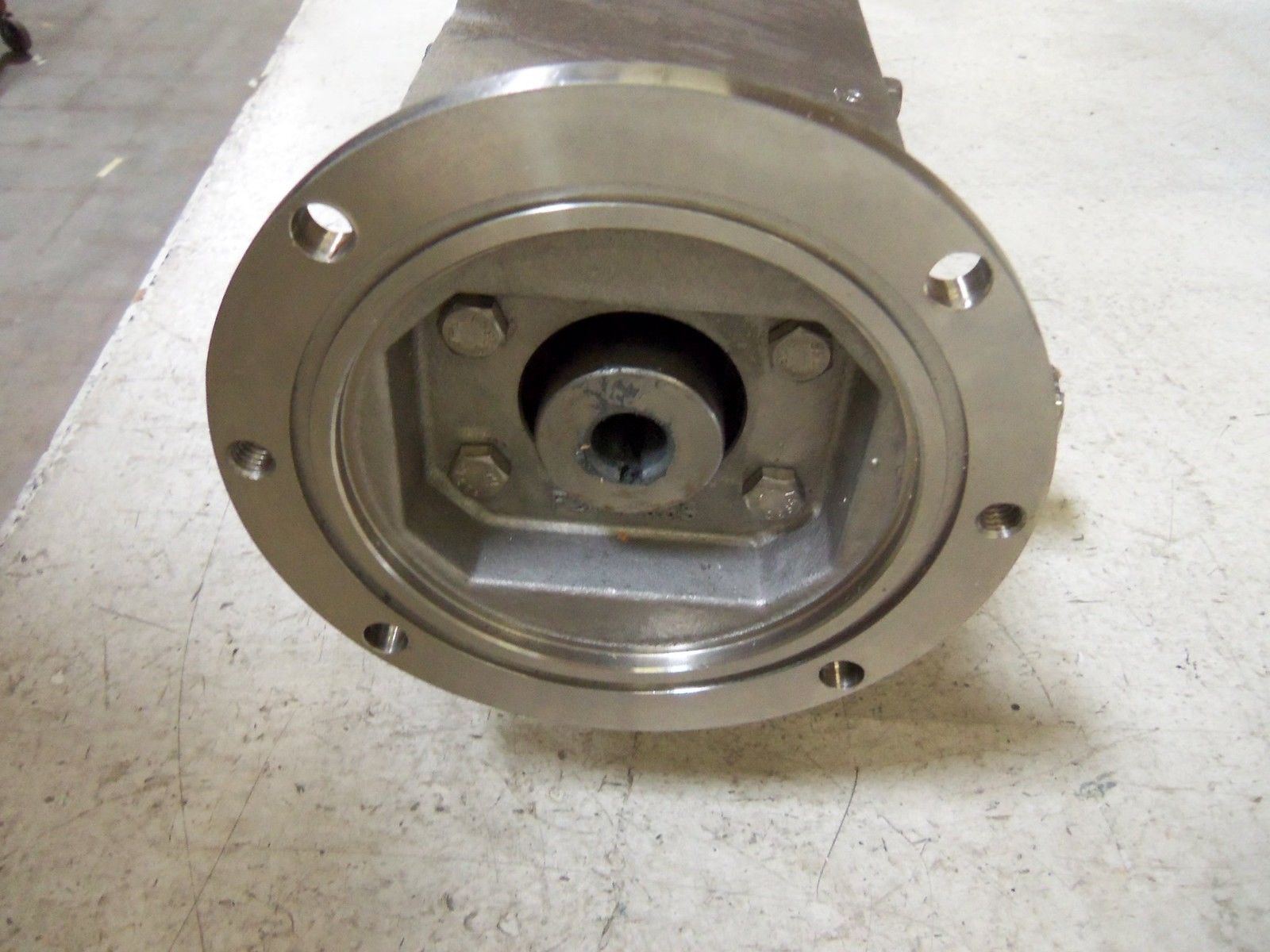 GROVE GEAR BMQ224-3 REDUCER UNMP