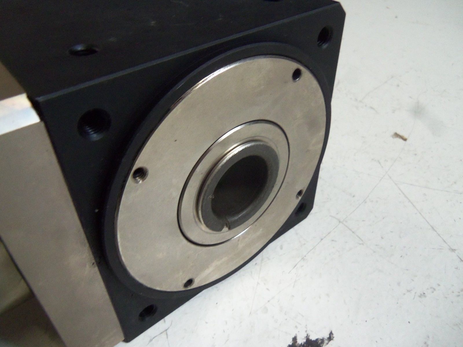 GTC WS120F-300-14-50-70-M5 UNMP