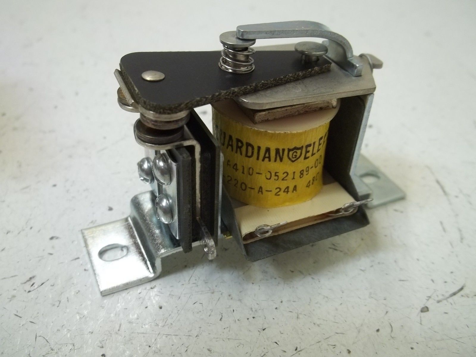 GUARDIAN IR-220-A-24A HEAVY DUTY RELAY NSMP