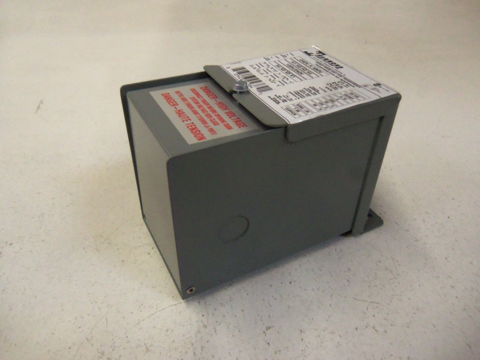 HAMMOND SINGLE PHASE TRANSFORMER QEH6P NSNP