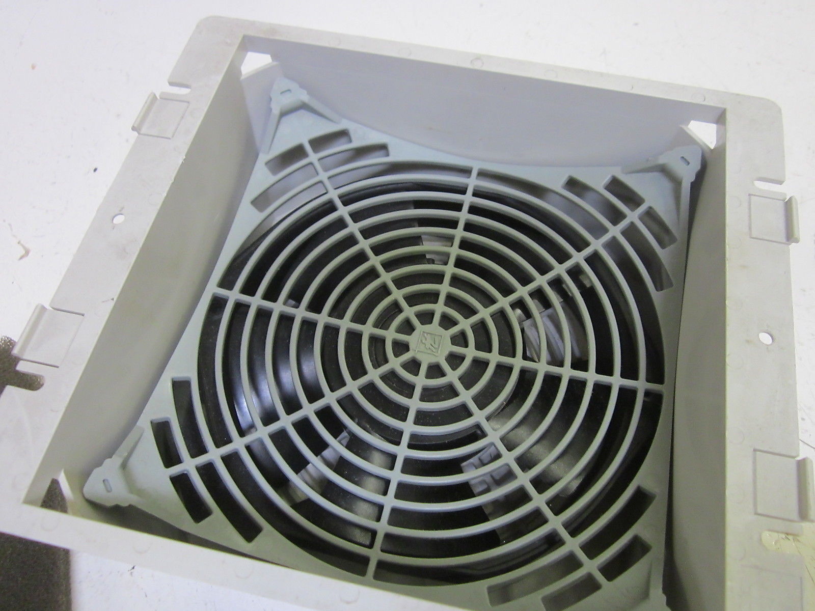 HOFFMAN T-FP61 COOLING FAN 115V UNMP