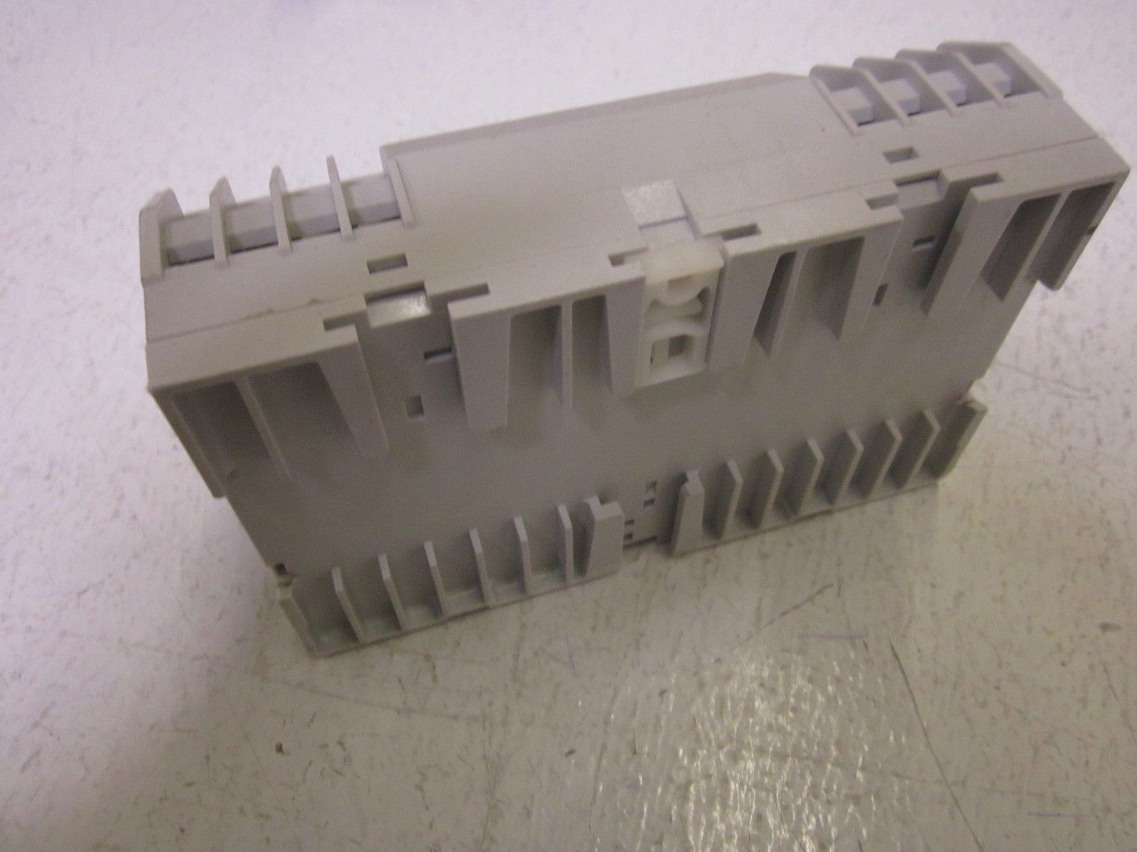 HOLJERON BBK-DIG128 BUSBLOCK UNMP