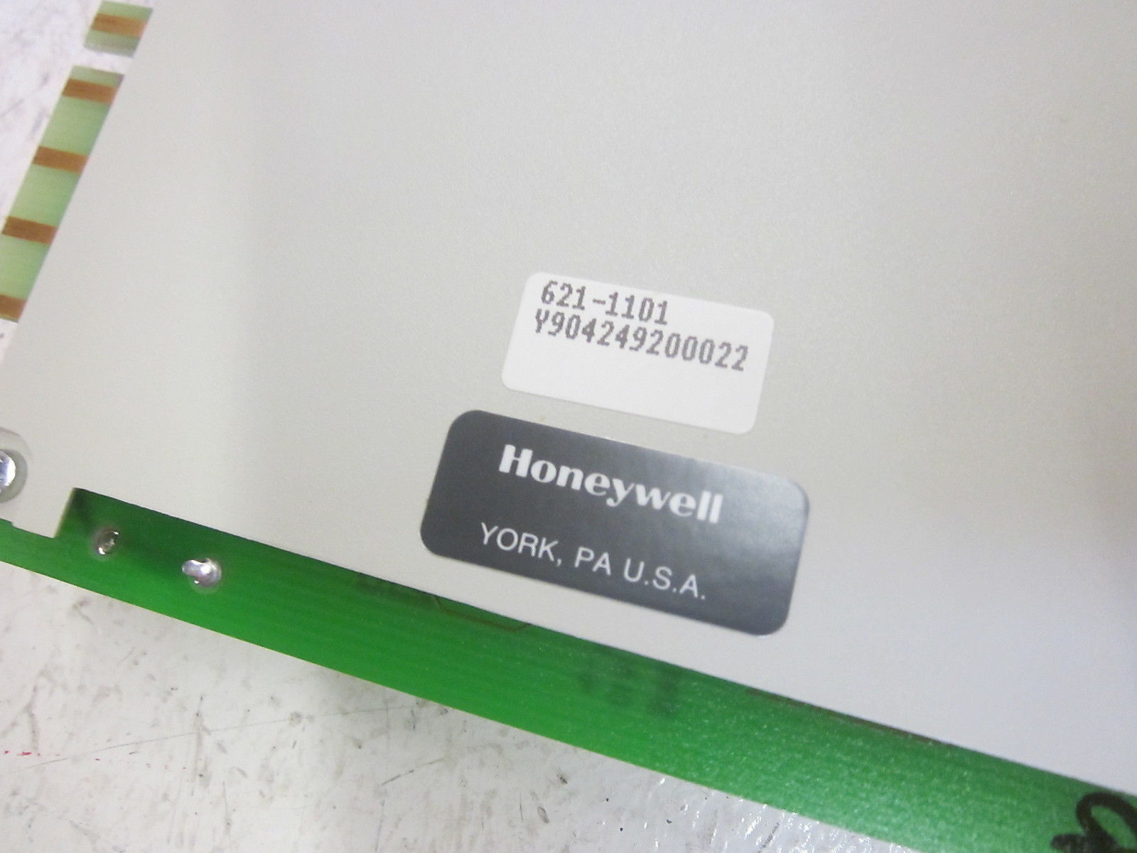 HONEYWELL 621-1101 ISOLATED INPUT MODEL 115VAC UNMP