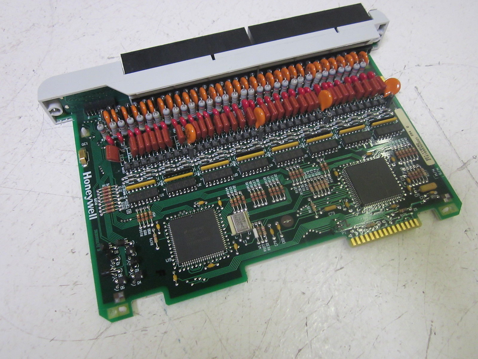 HONEYWELL 621-1180RC INPUT MODULE 115VAC UNMP