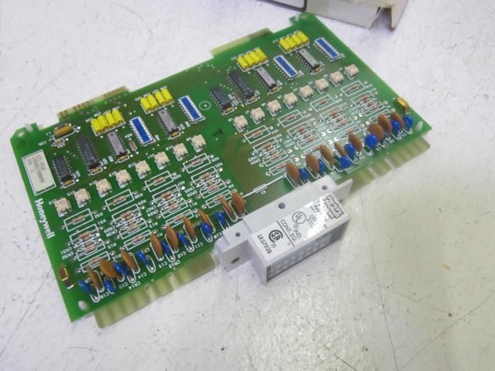 HONEYWELL 621-3550 SINK INPUT 24VDC UNMP