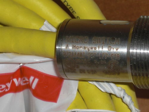 HONEYWELL 972AA4WI-D3P-LF7-S18 *NEW IN BOX*