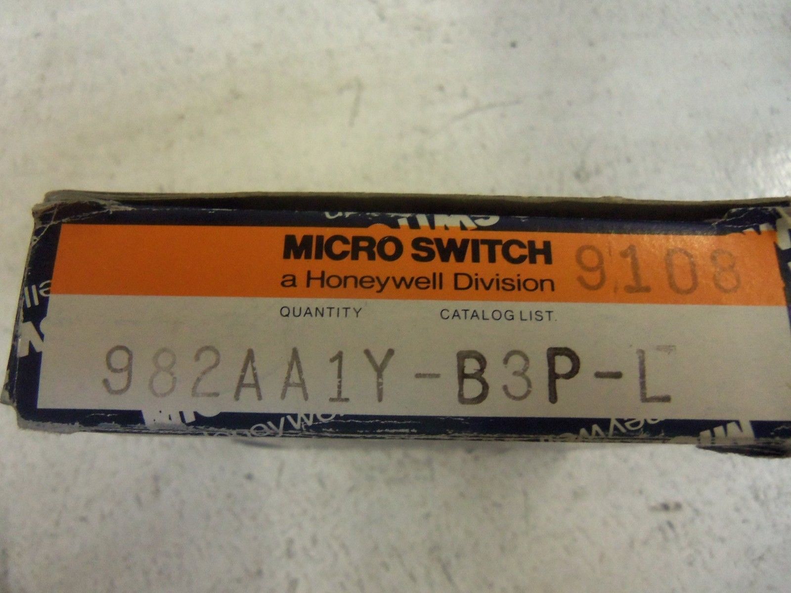 HONEYWELL 982AA1Y-B3P-L NSMP