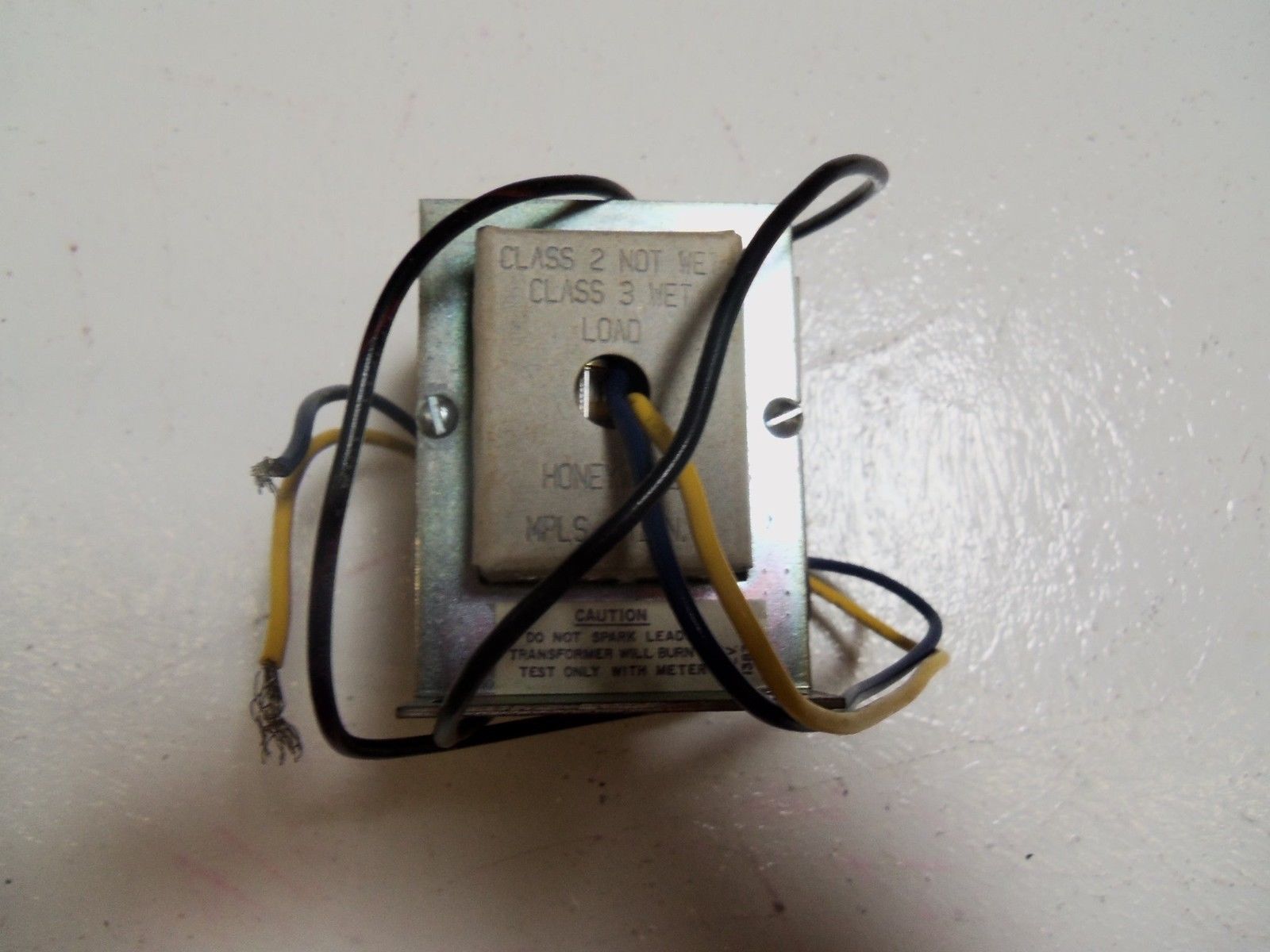 HONEYWELL AT88A 1047 TRANSFORMER UNMP