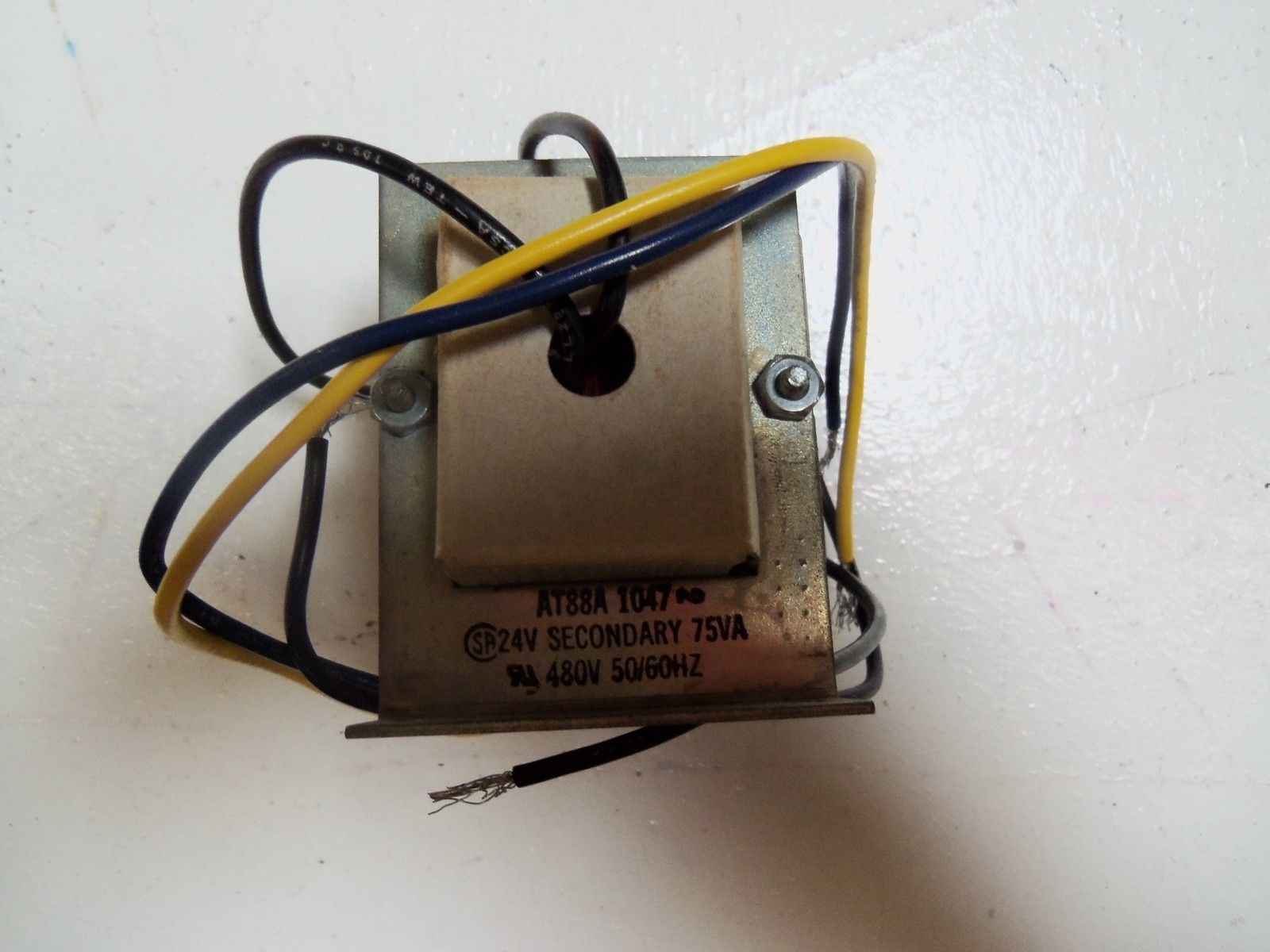 HONEYWELL AT88A 1047 TRANSFORMER UNMP