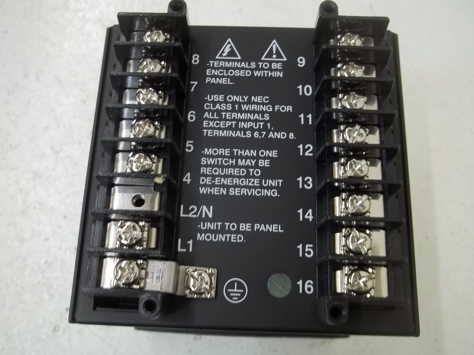 HONEYWELL D230L-E0-00-10-0000000-00-0 TEMPERATURE CONTROLLER UNMP