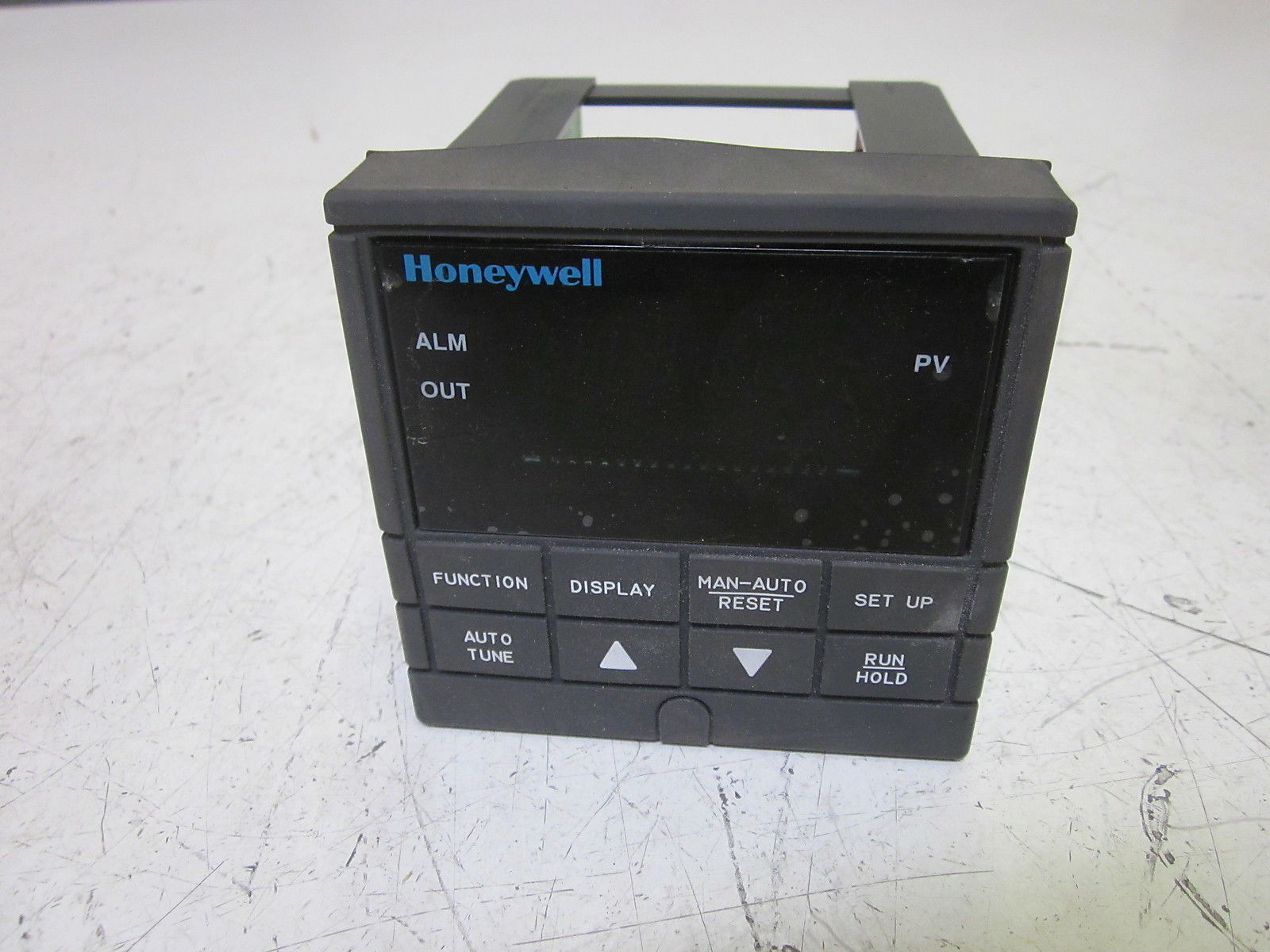 HONEYWELL DC200H-0-000-100000-0 TEMPERATURE CONTROLLER (NO ENCLOSURE) UNMP