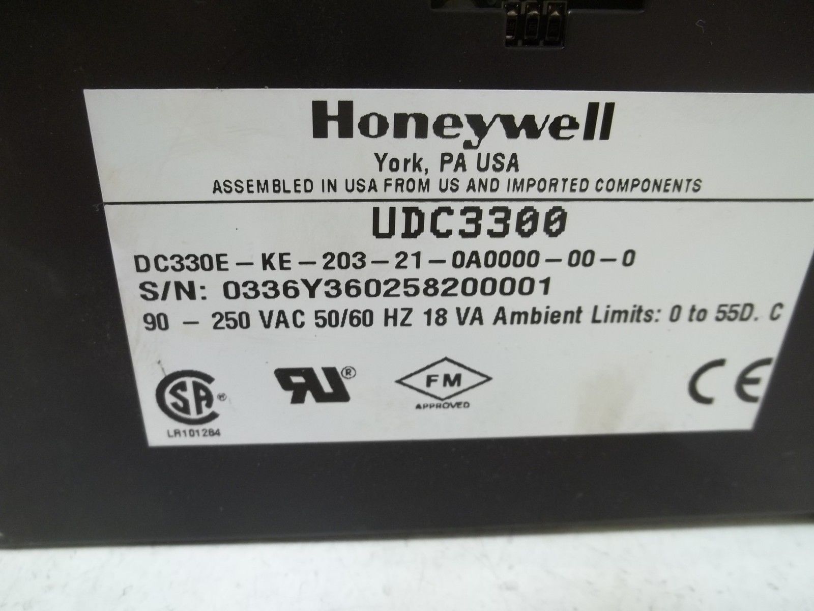 HONEYWELL DC330E-KE-203-21-0A0000-00-0 TEMPERATURE CONTROLLER UNMP