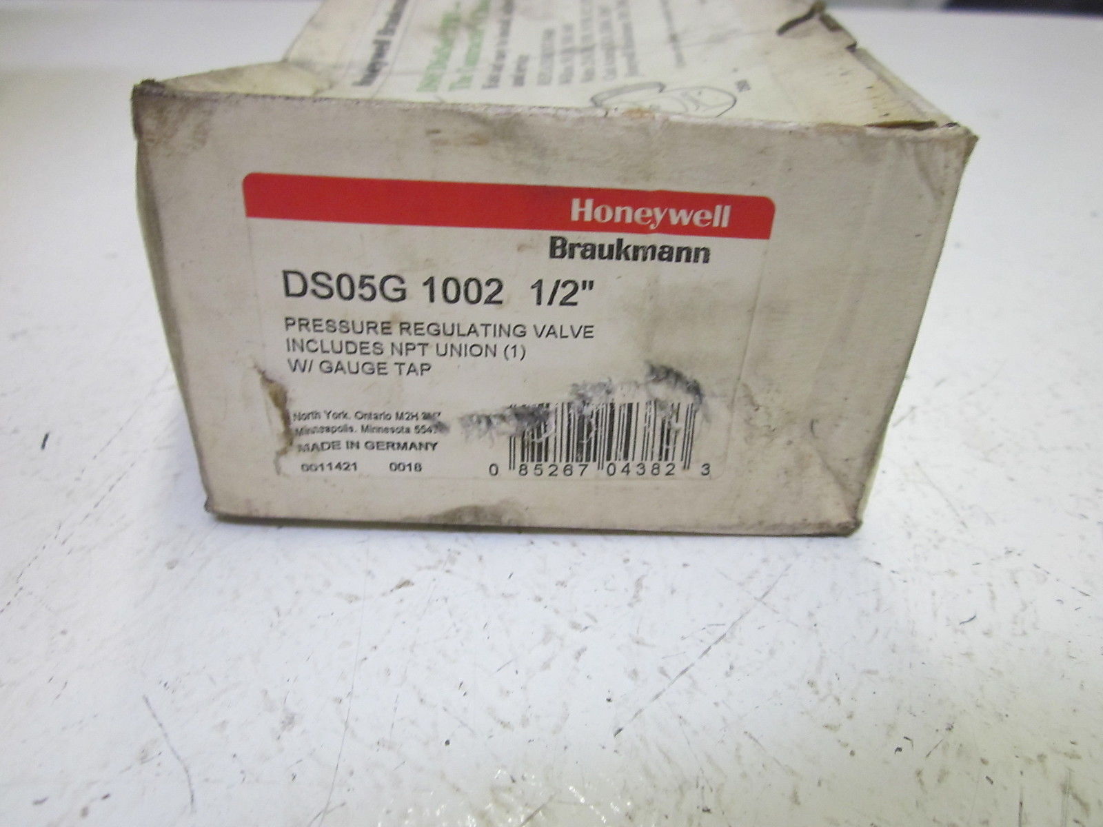 HONEYWELL DS05G 1002 DIAL SET PRESSURE REGULATOR 1/2" *NEW IN BOX*