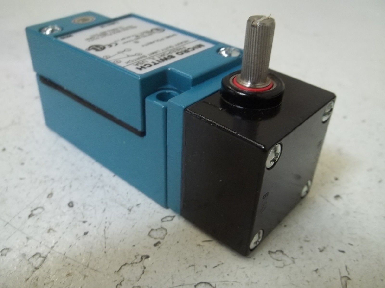 HONEYWELL LSH1E LIMIT SWITCH NSMP