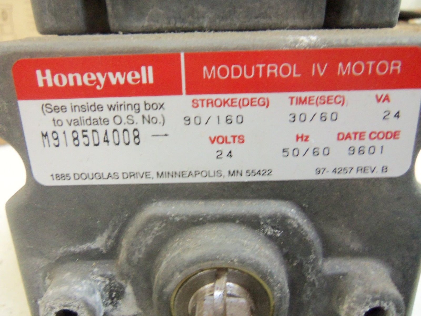 HONEYWELL M9185D4008 (MISSING TOP OF BOX) *NEW IN BOX*