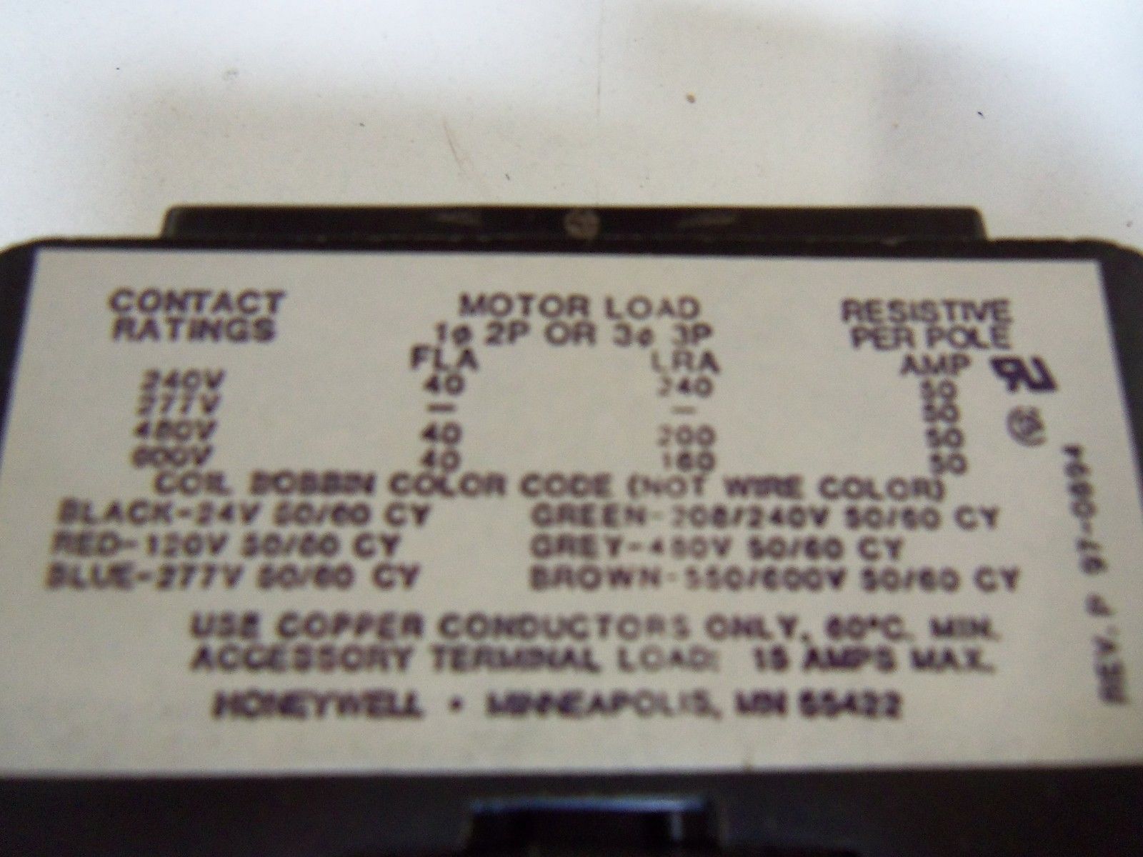 HONEYWELL R8214 G 1140 3-POLE CONTACTOR NSMP