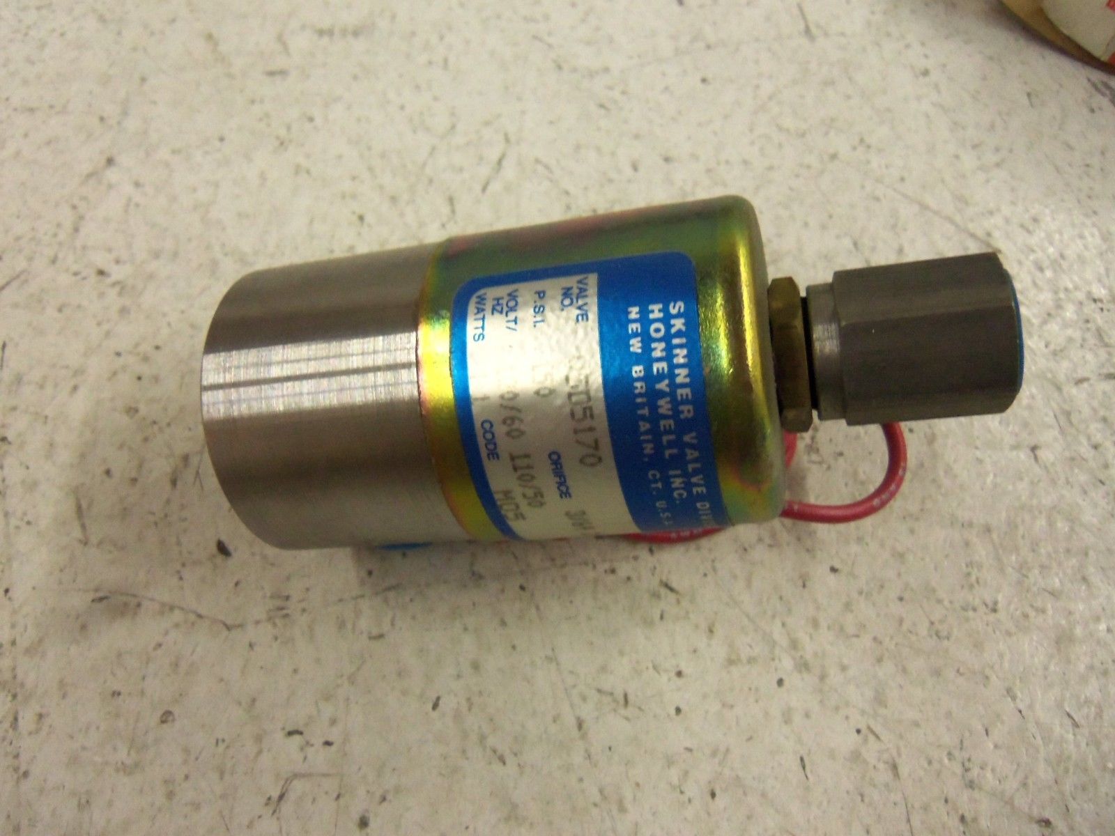 HONEYWELL SKINNER VALVE V5D5170