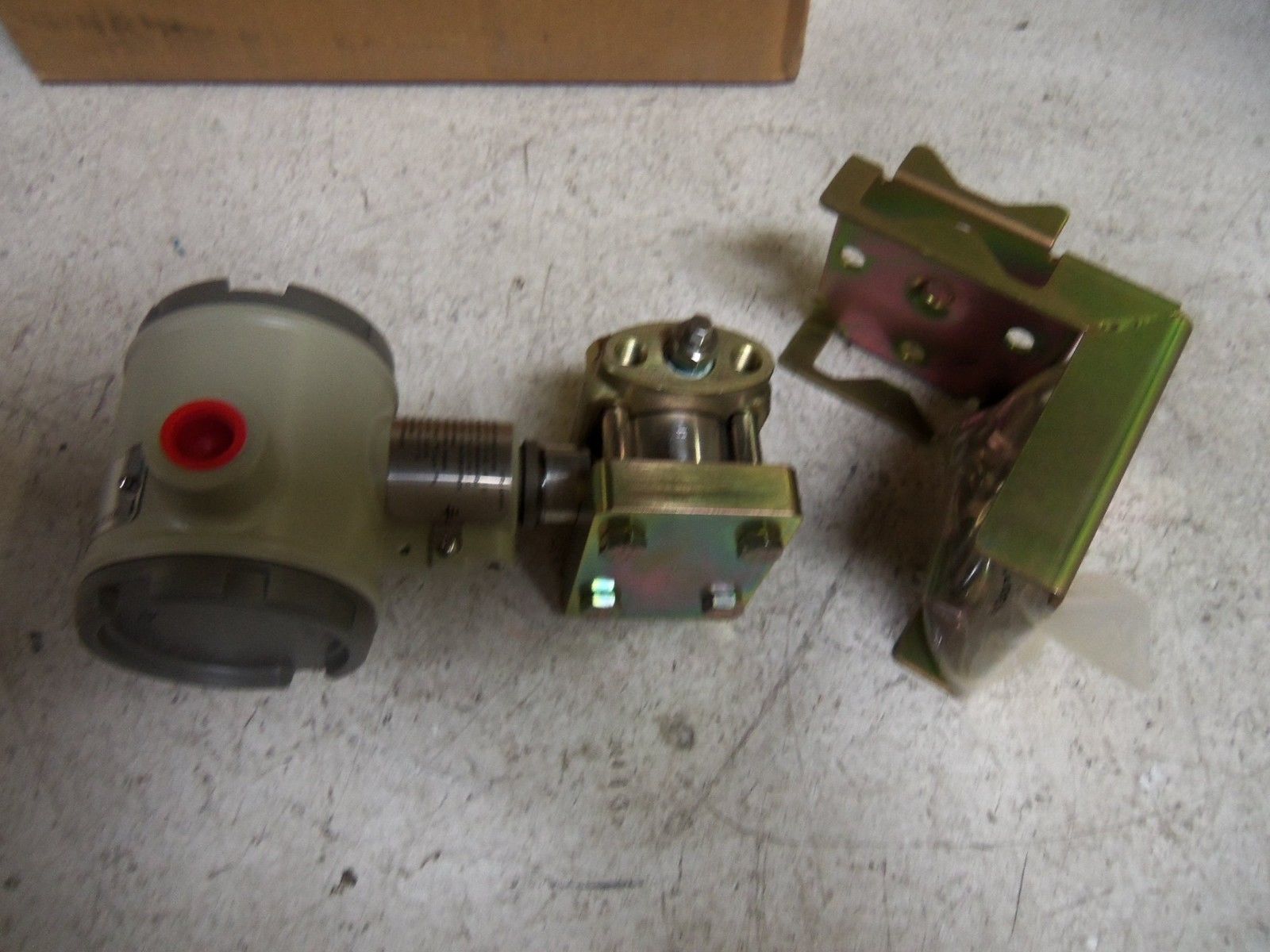HONEYWELL STG944-A1G-00000-1C.MB.TC.S1.TG-B67P TRANSMITTER NSMP