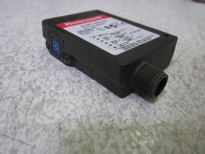HONEYWELL SVP1-DILNQ DIFFUSE SENSOR UNMP
