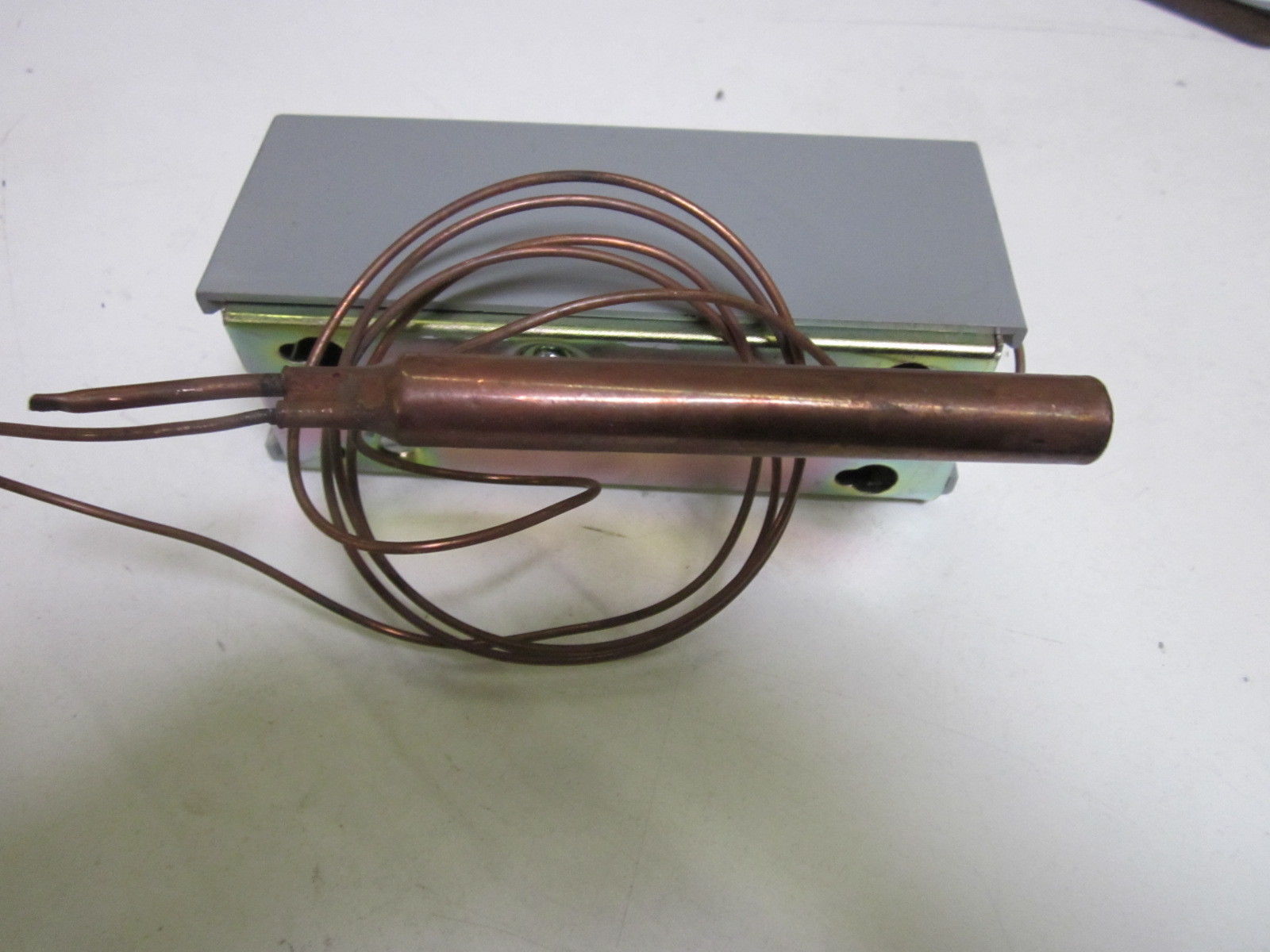 HONEYWELL T675A2068 *NEW NO BOX*
