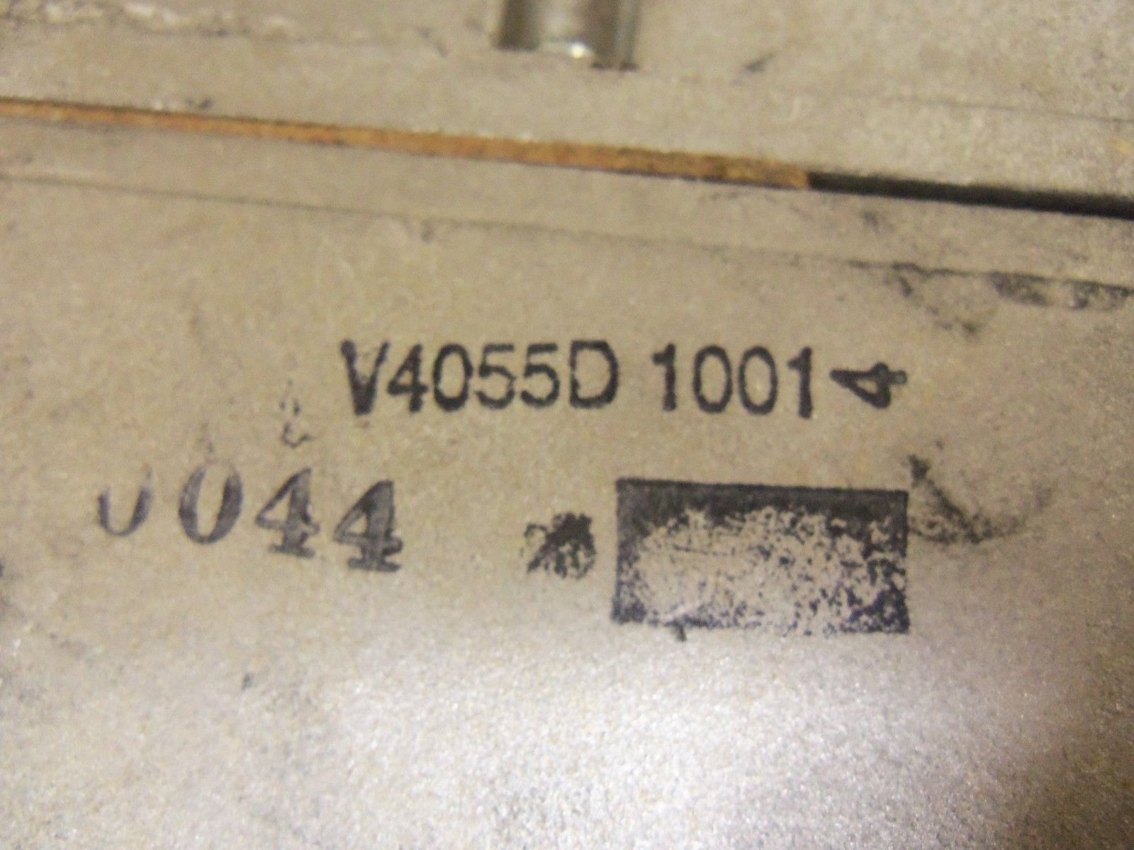 HONEYWELL V4055D1001 FLUID POWER GAS VALVE UNMP