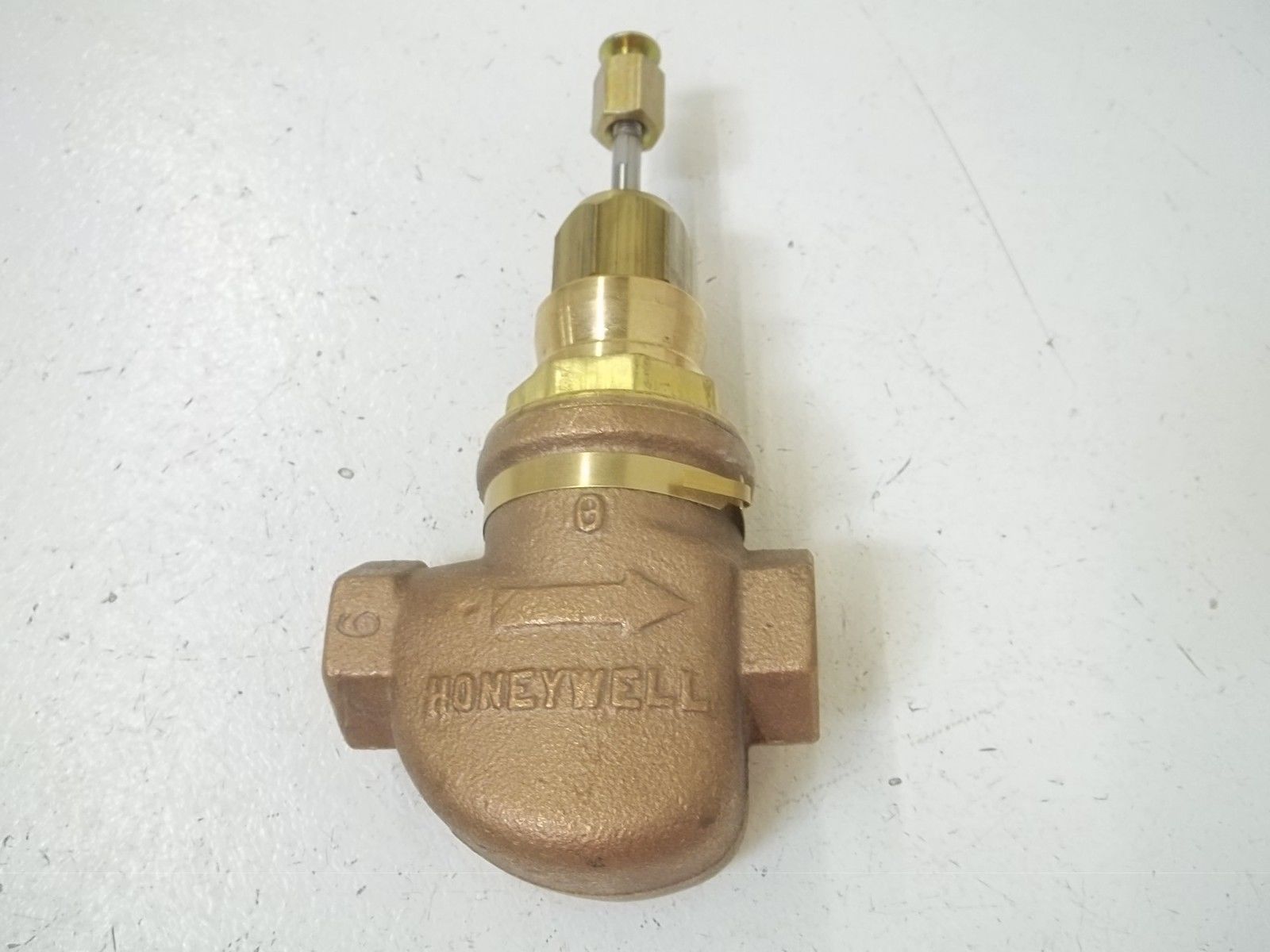 HONEYWELL V5011G1012 2WAY SINGLE STEAM VALVE 1/2" NSMP