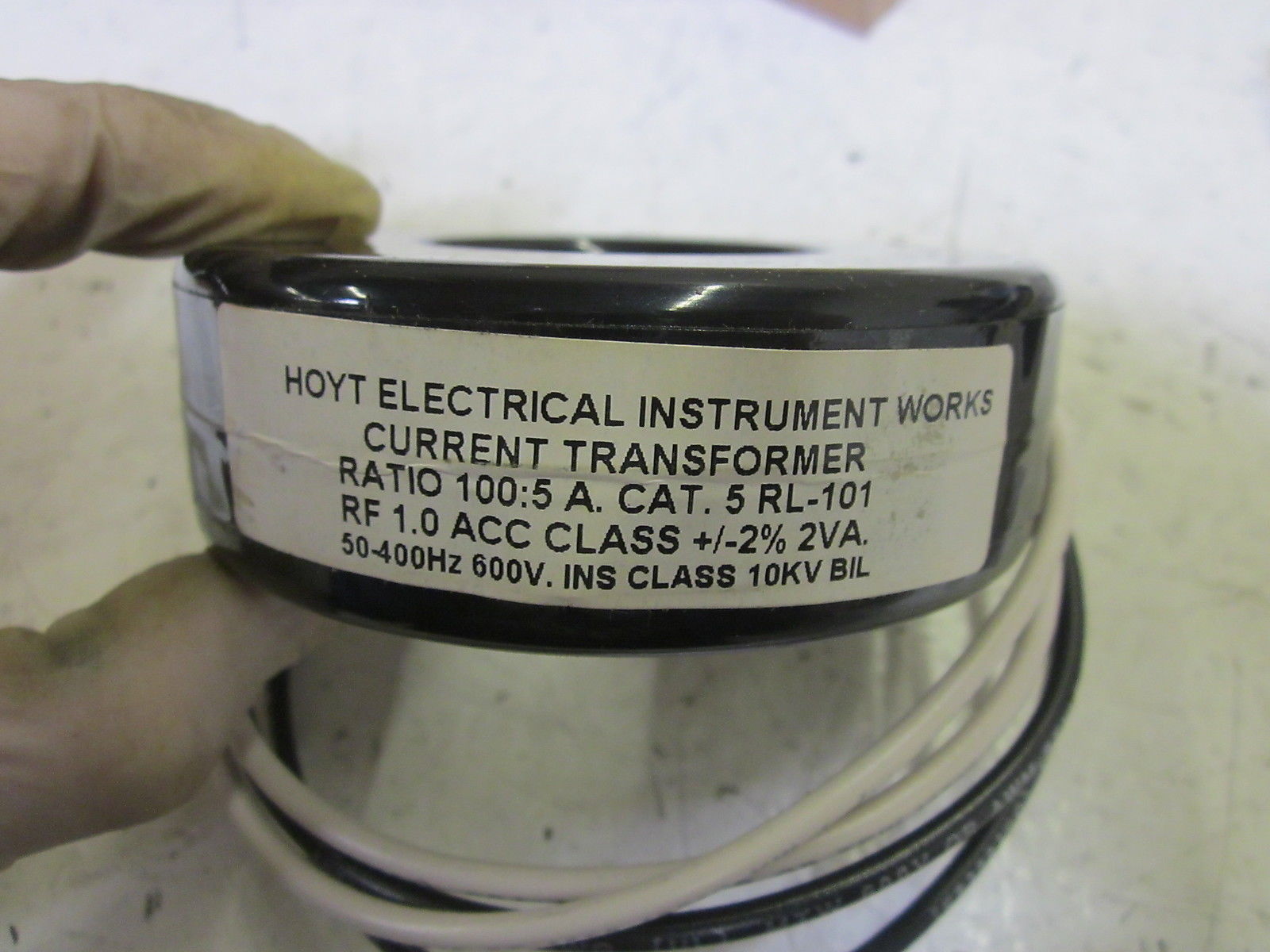 HOYT ELECTRICAL  5RL-101 CURRENT TRANSFORMER RATIO 100:5 A 600V NSMP