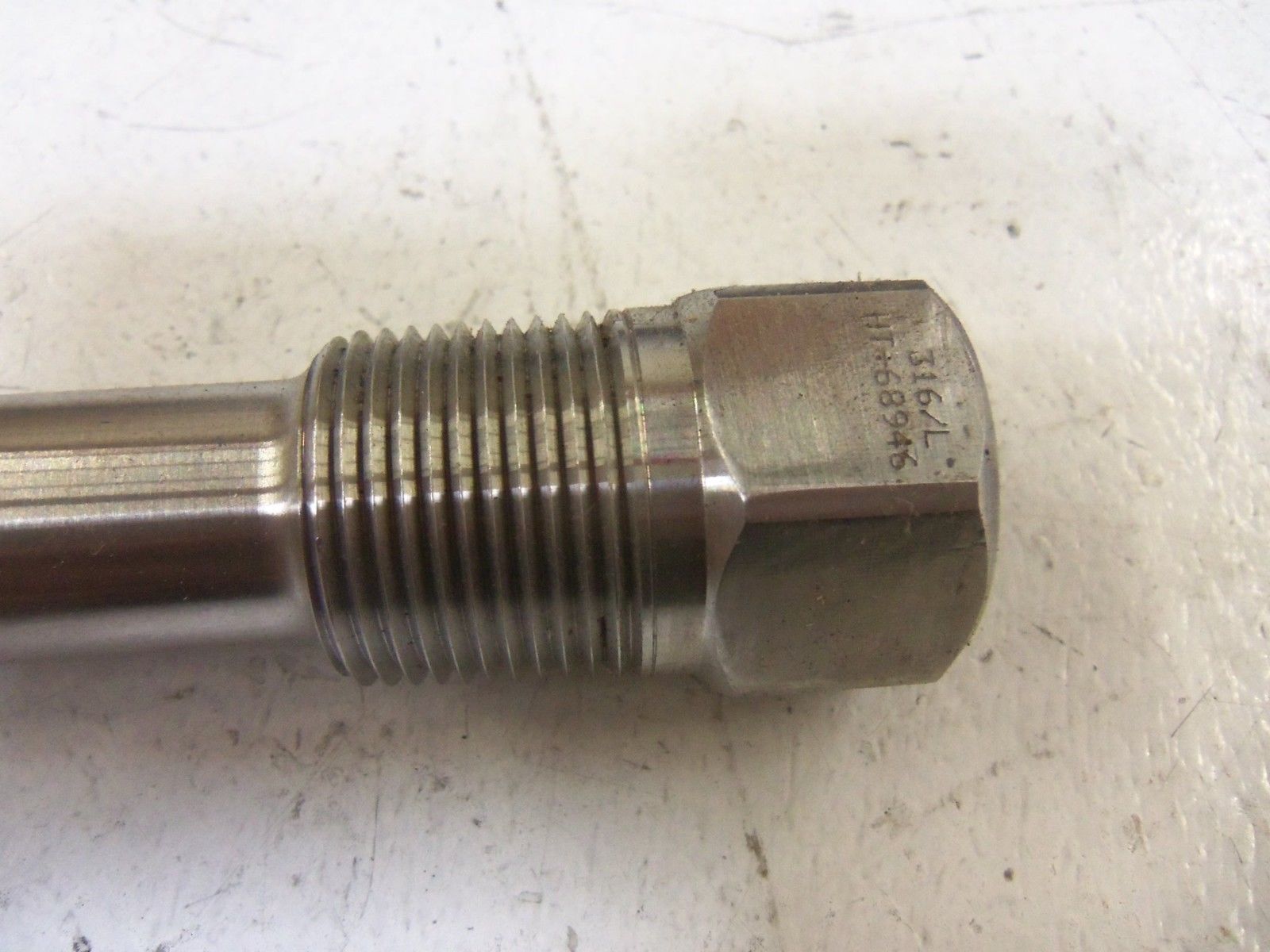 INDUSTRIAL MRO HT-68946 STEM *USED*