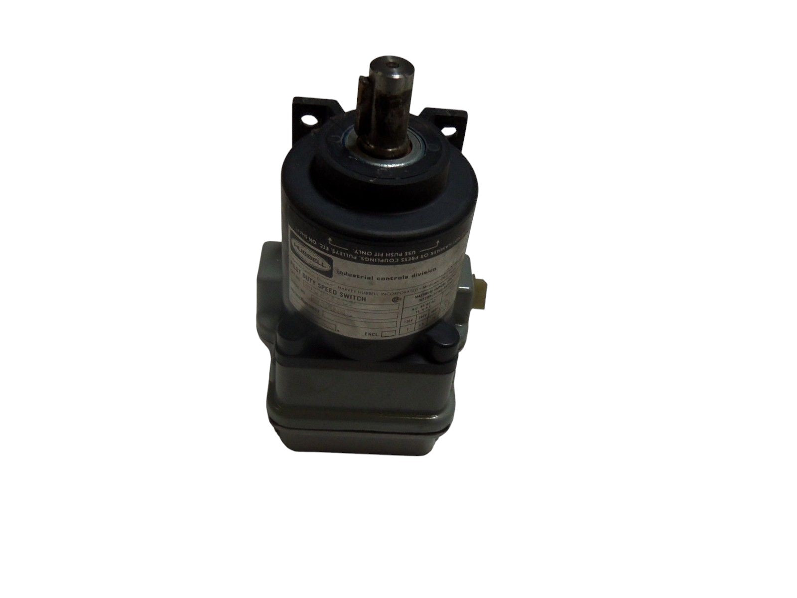 HUBBEL 2210-132CC15 SPEED SWITCH UNMP