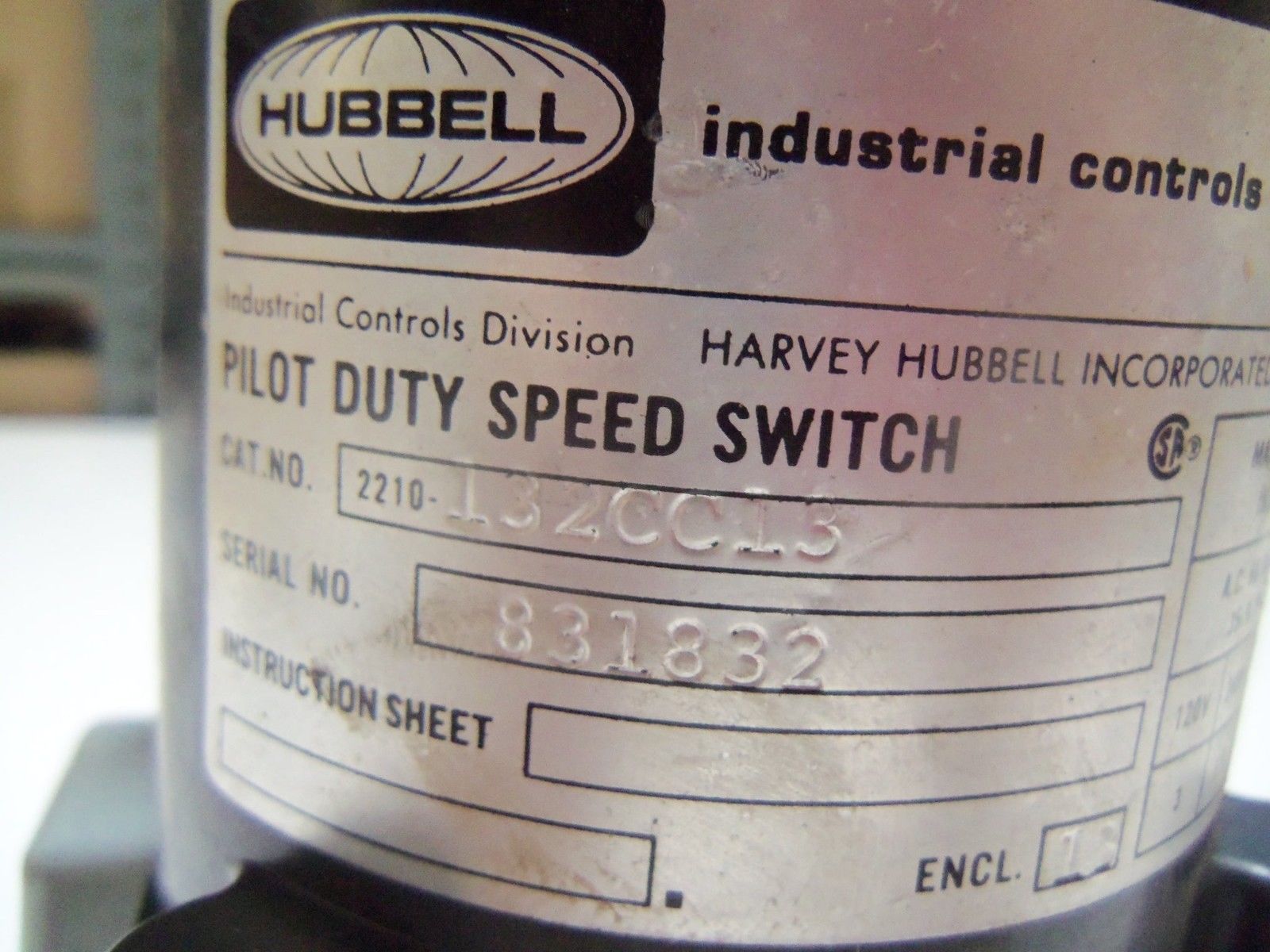 HUBBEL 2210-132CC15 SPEED SWITCH UNMP