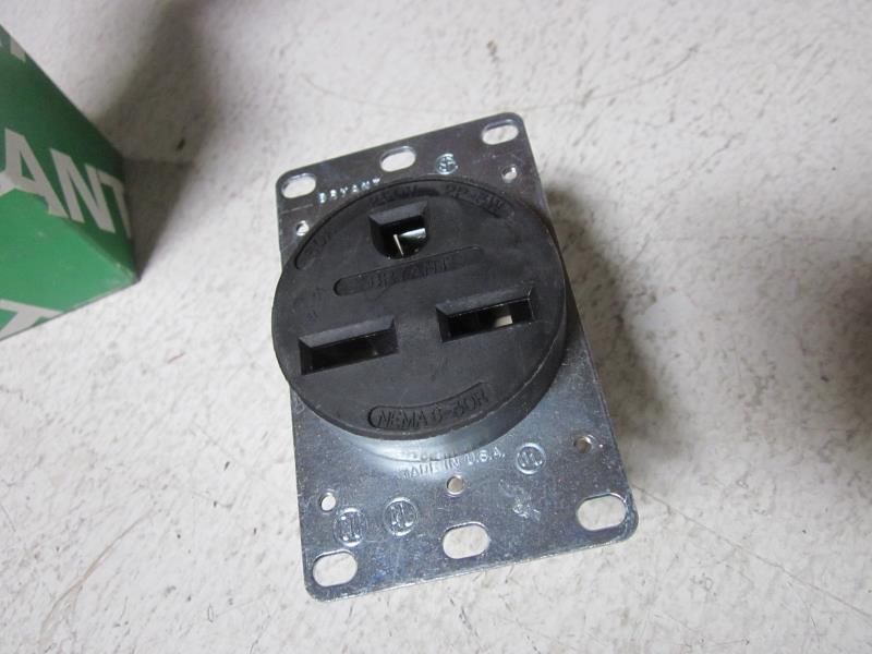 HUBBELL / BRYANT 9630FR 250V FLUSH RECEPTACLE  NSMP