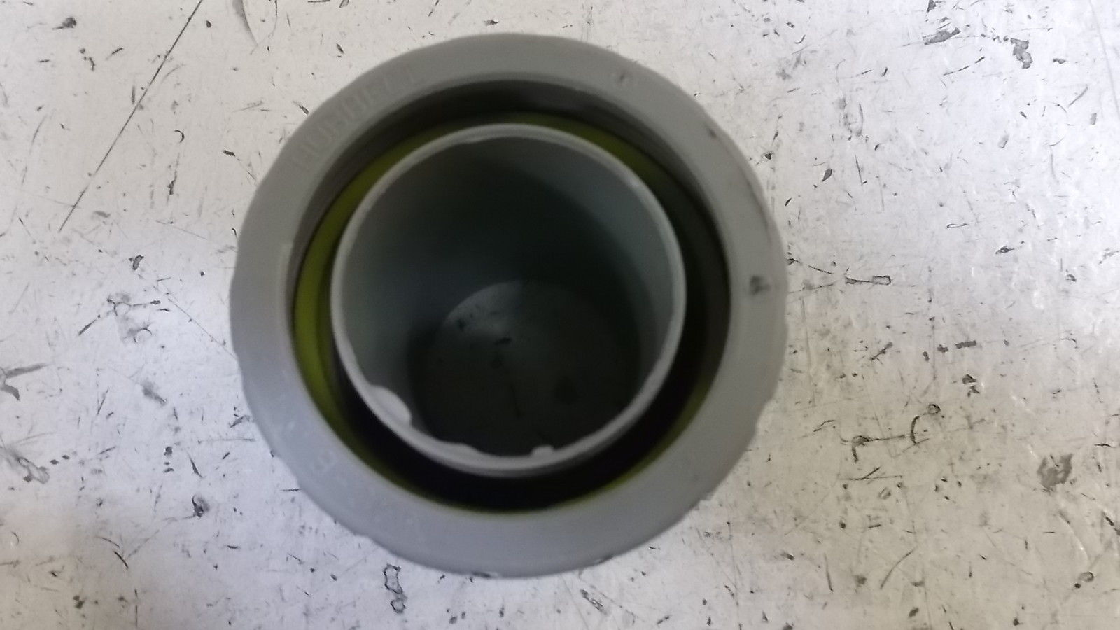 HUBBELL P150NGY FITTING UNMP