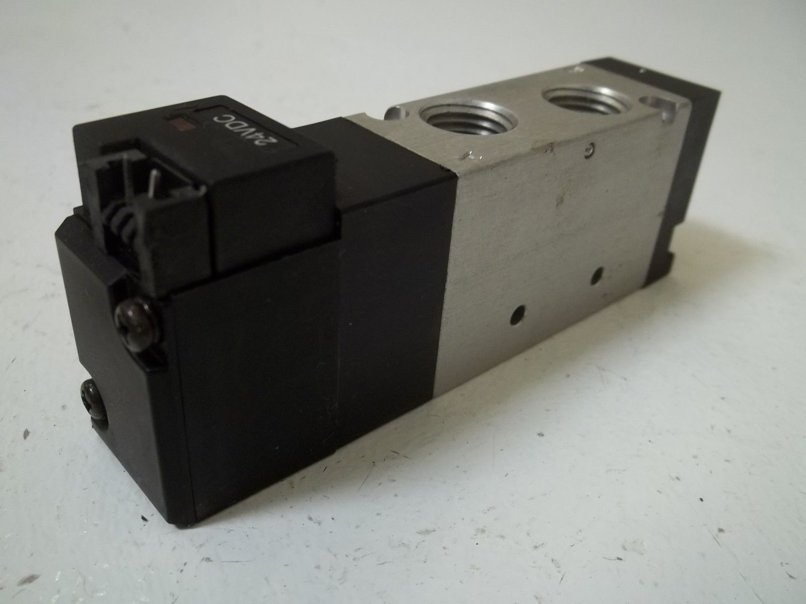 HUMPHREY H240-4E1-PL-L AIR VALVE25-100 PSI UNMP