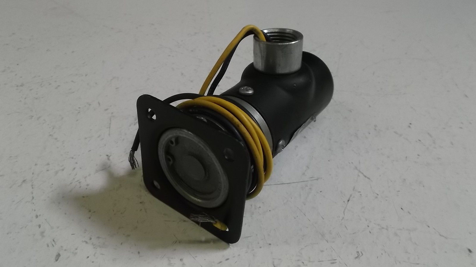 HUMPHREY PNEUMATIC SOLENOID VALVE 250E1-3-11-21-36 UNMP