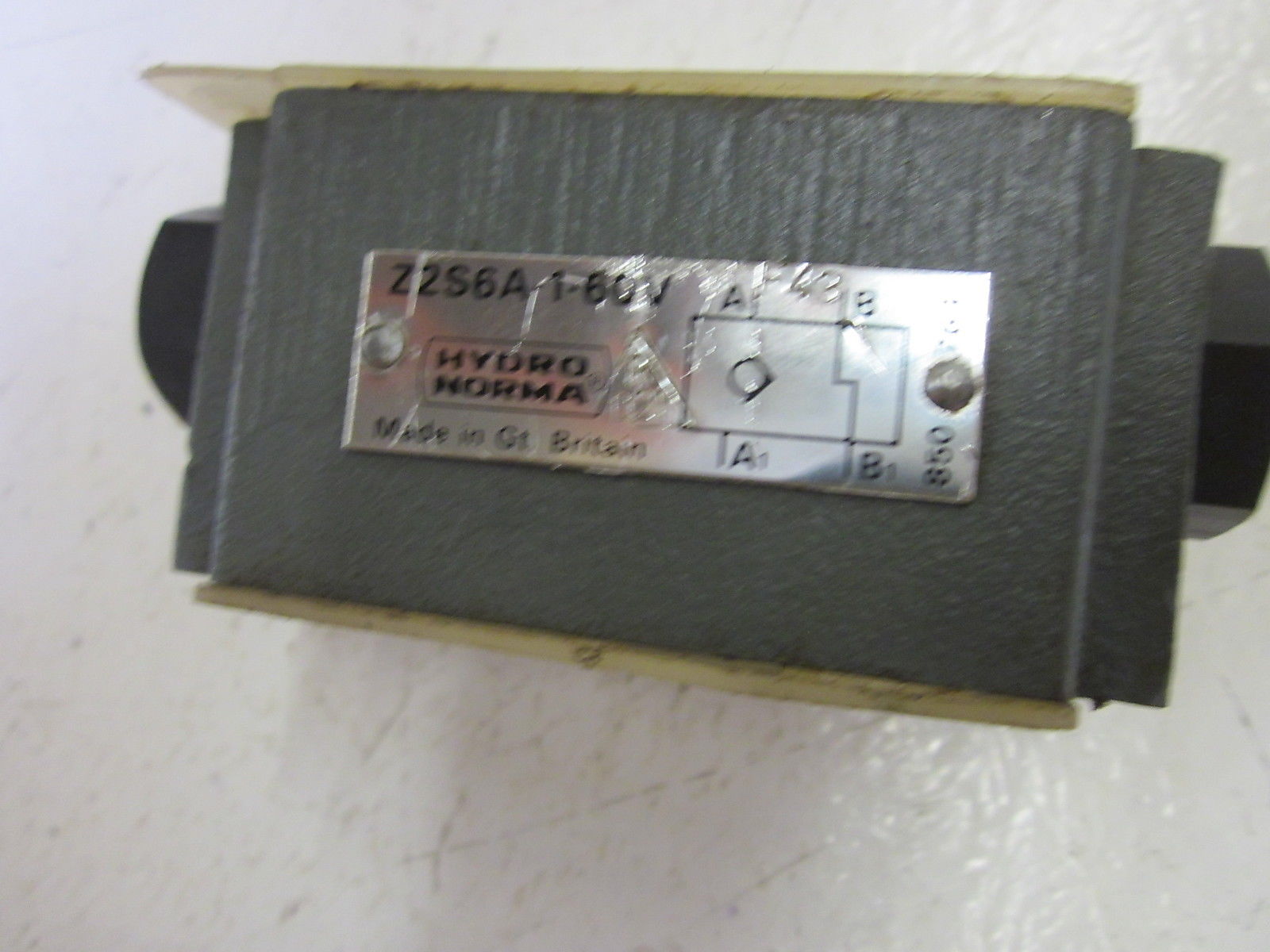 HYDRO NORMA Z2S6-1-60V HYDRAULIC CONTROL VALVE UNMP