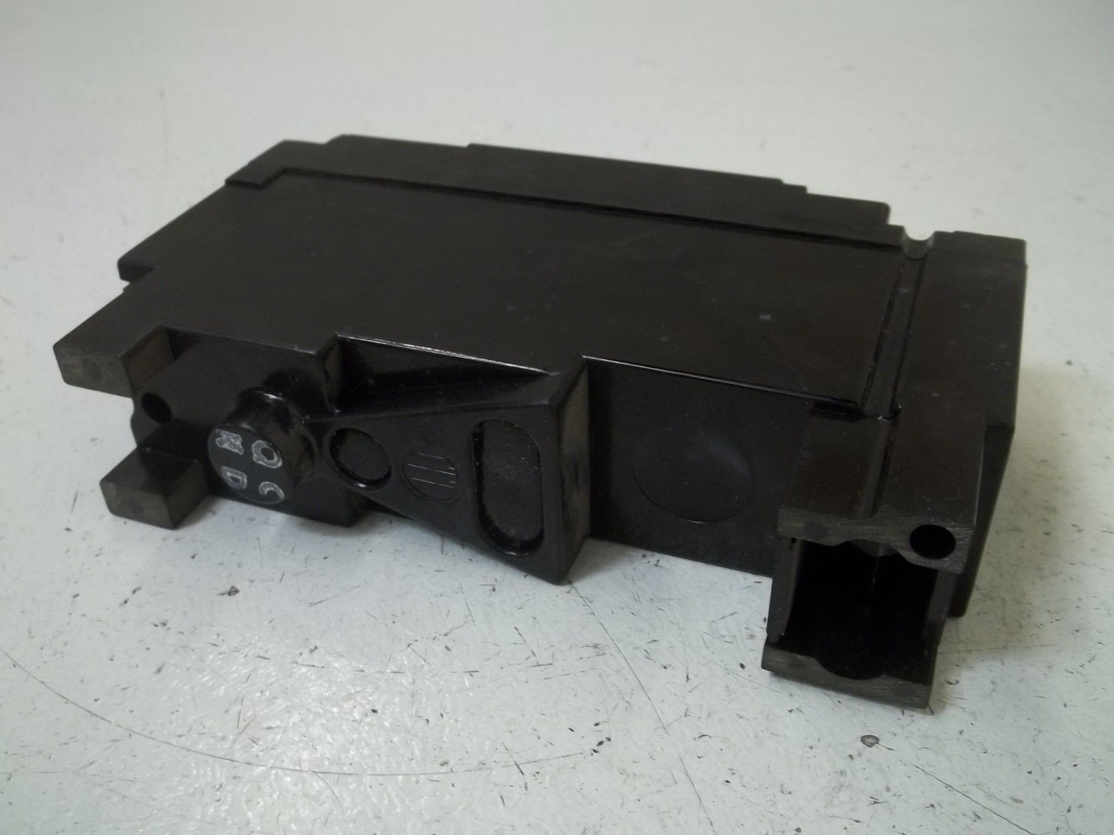 I-T-E EE1-B015 CIRCUIT BREAKER UNMP