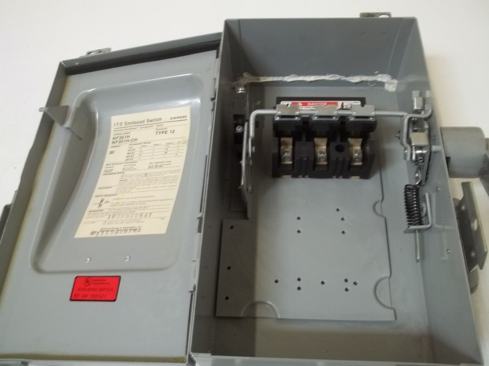 I-T-E NF351H ENCLOSED SWITCH NSNP