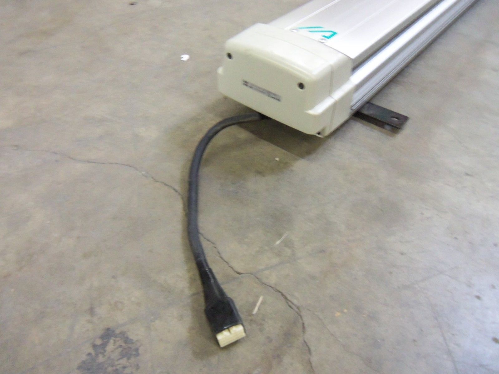 IA INTELLIGENCE IS-L-X-M-20-200-800 ACTUATOR UNMP