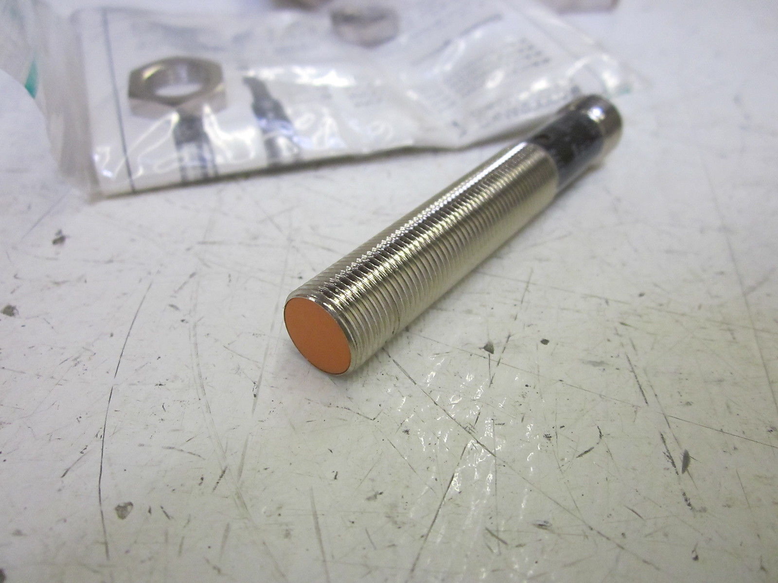 IFM EFECTOR LS100AK IFA2002ABOW/SL INDUCTIVE PROXIMITY SENSOR NSMP