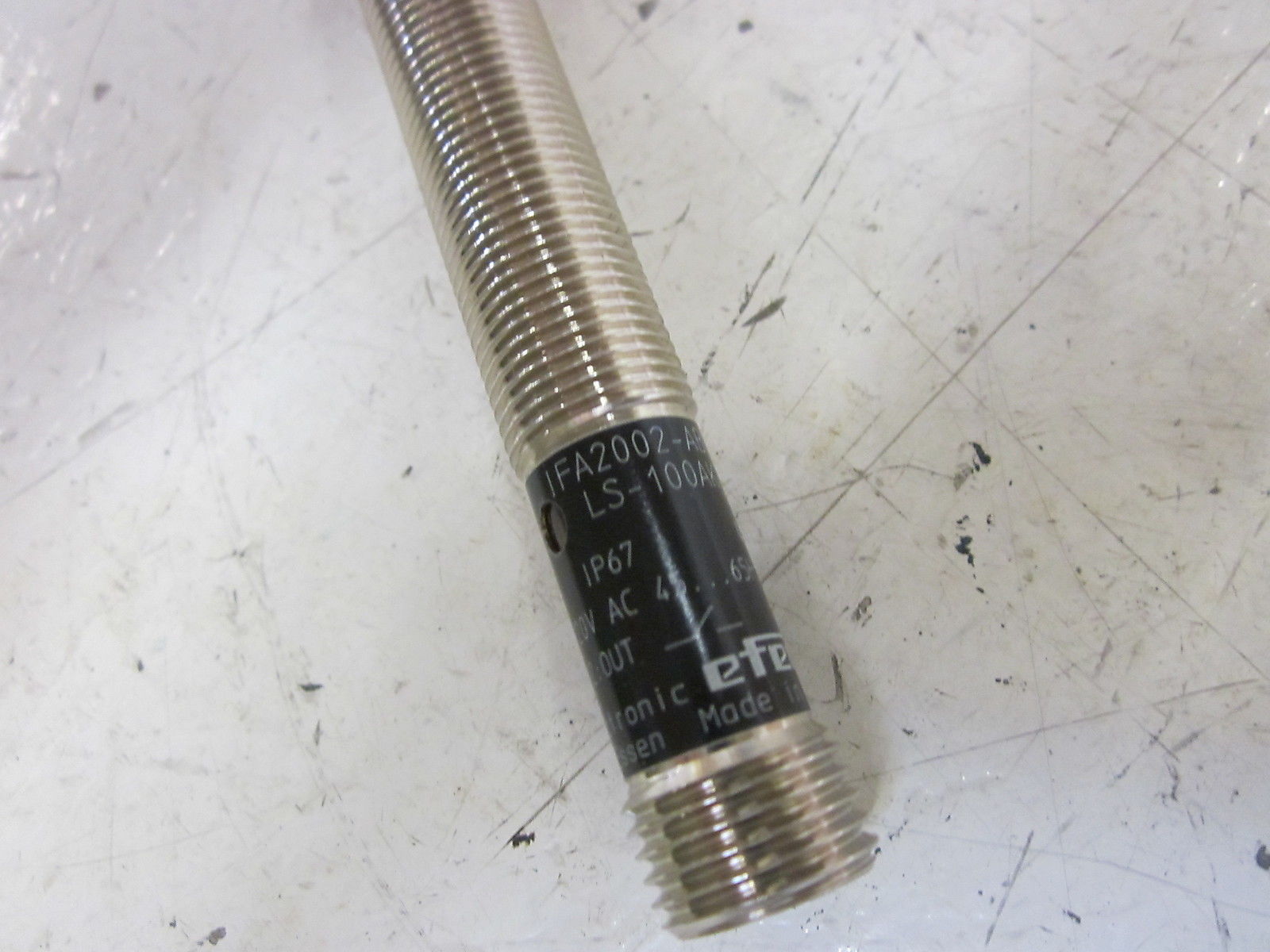 IFM EFECTOR LS100AK IFA2002ABOW/SL INDUCTIVE PROXIMITY SENSOR NSMP