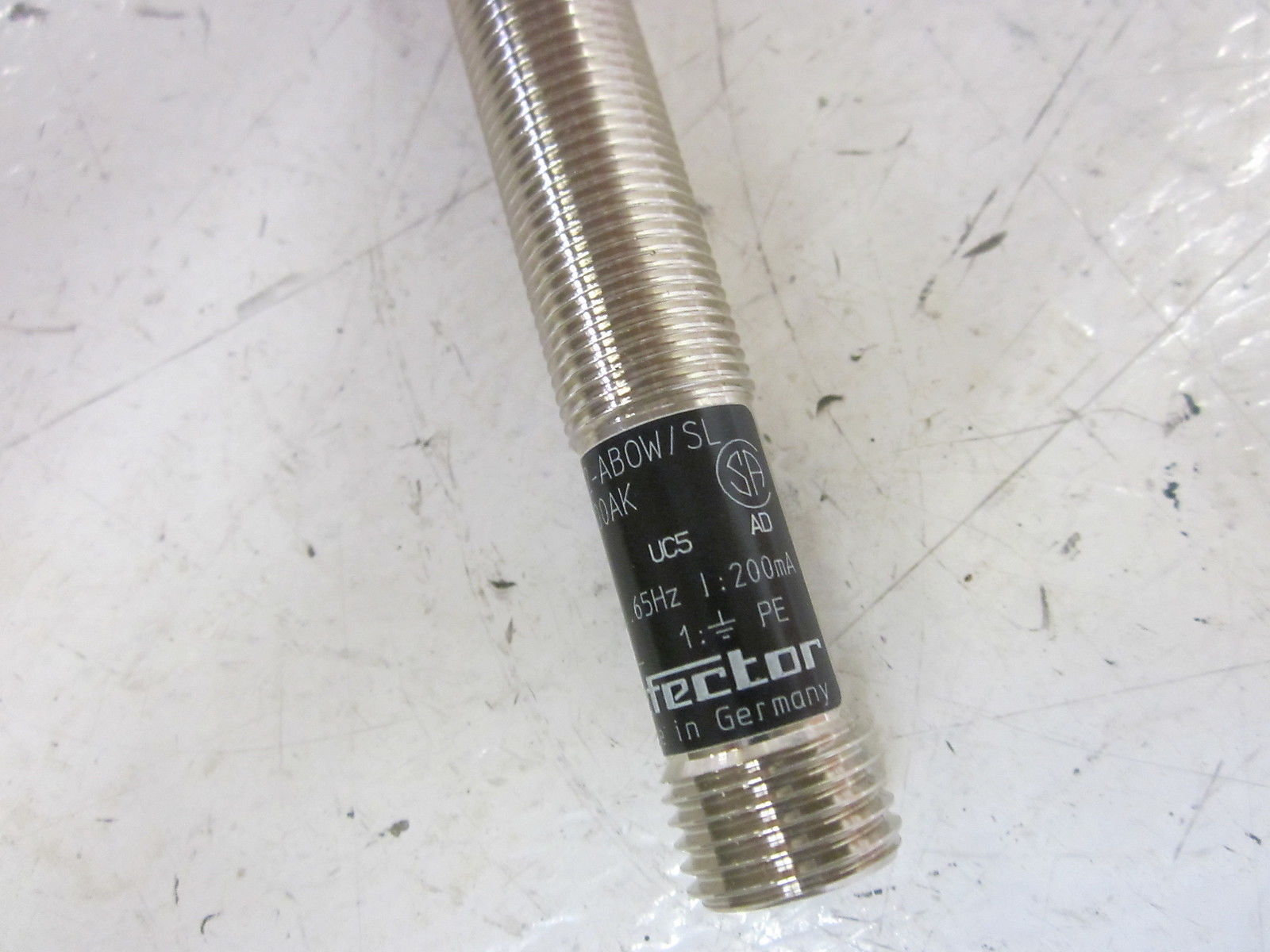 IFM EFECTOR LS100AK IFA2002ABOW/SL INDUCTIVE PROXIMITY SENSOR NSMP