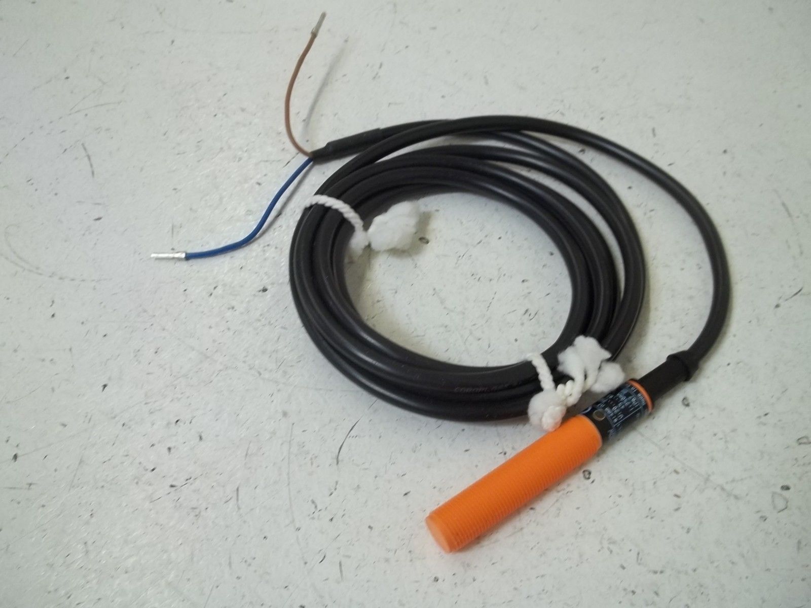 IFM IF0305 INDUCTIVE PROXIMITY SENSOR NSMP