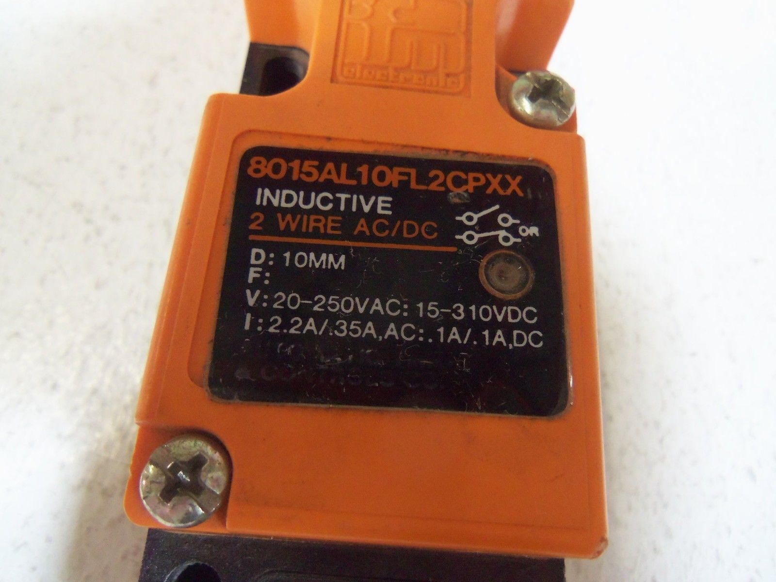 IFM INDUCTIVE PROXIMITY SWITCH 8015AL10FL2CPXX UNMP