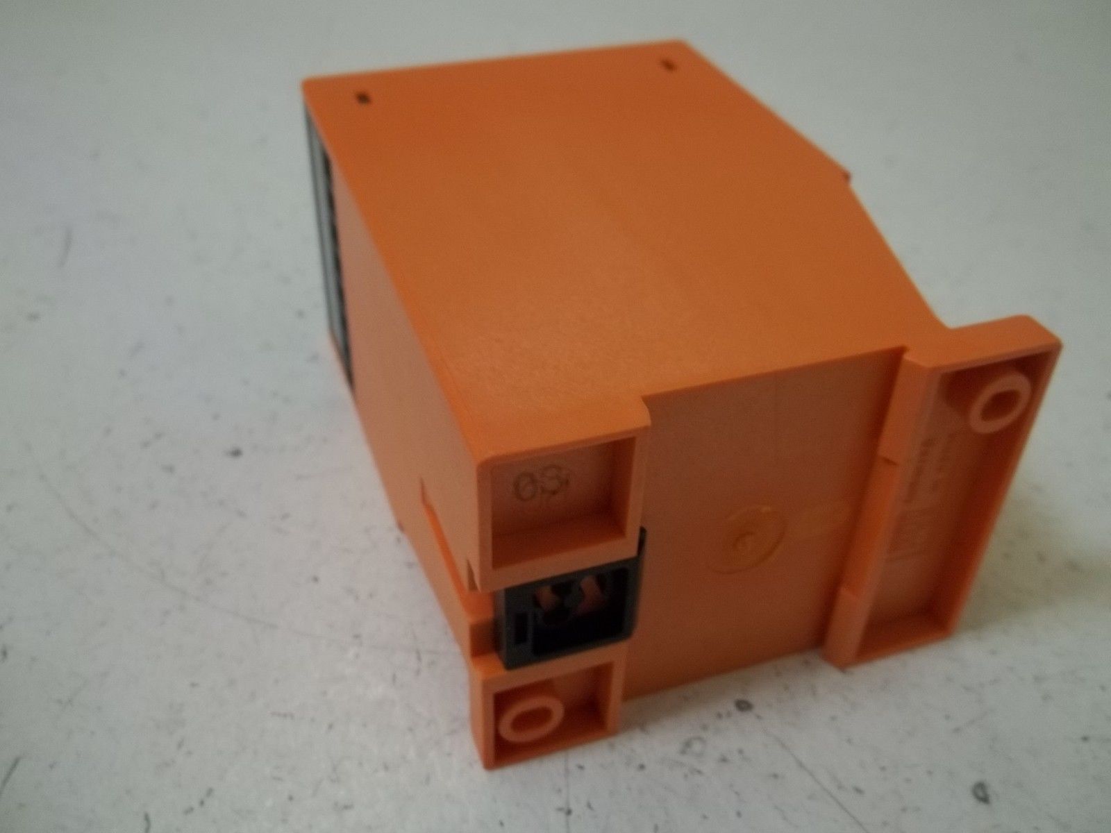 IFM N600 AMPLIFIER DIN MOUONT UNMP