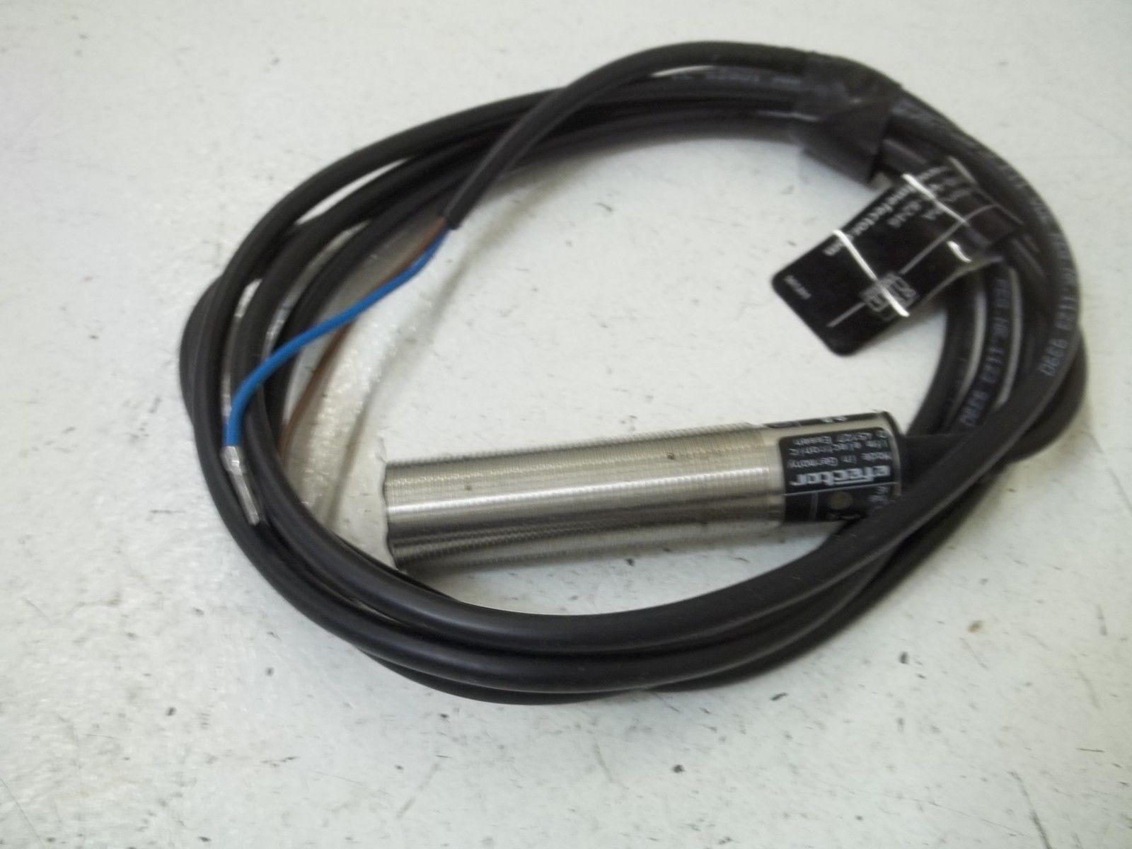 IFM OG0011 PHOTO ELECTRIC SENSOR UNMP