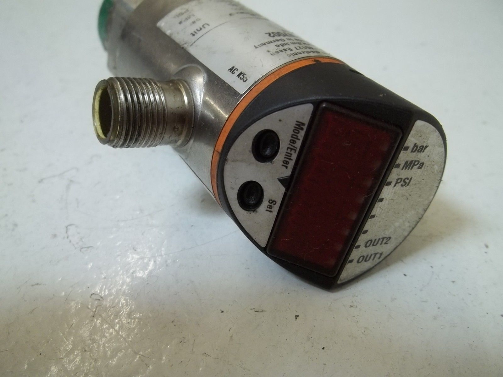 IFM EFECTOR PN7002 PRESSURE SENSOR UNMP