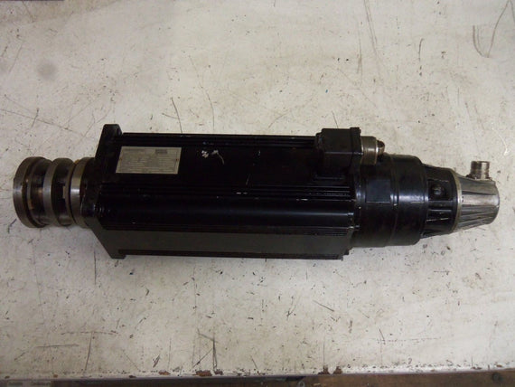 INDRAMAT MAC090C-0-KD-4-C/110-B-0/WI520LV/S001 SERVO MOTOR *USED*