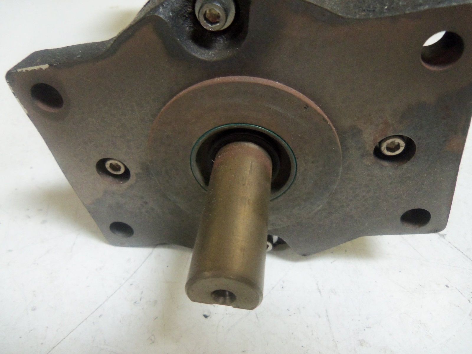 DRIVES TT-29520-3058-C UNMP
