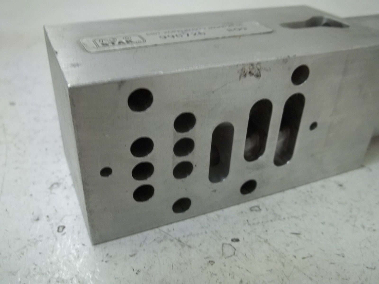 ISO STAK 990726809 VALVE UNMP