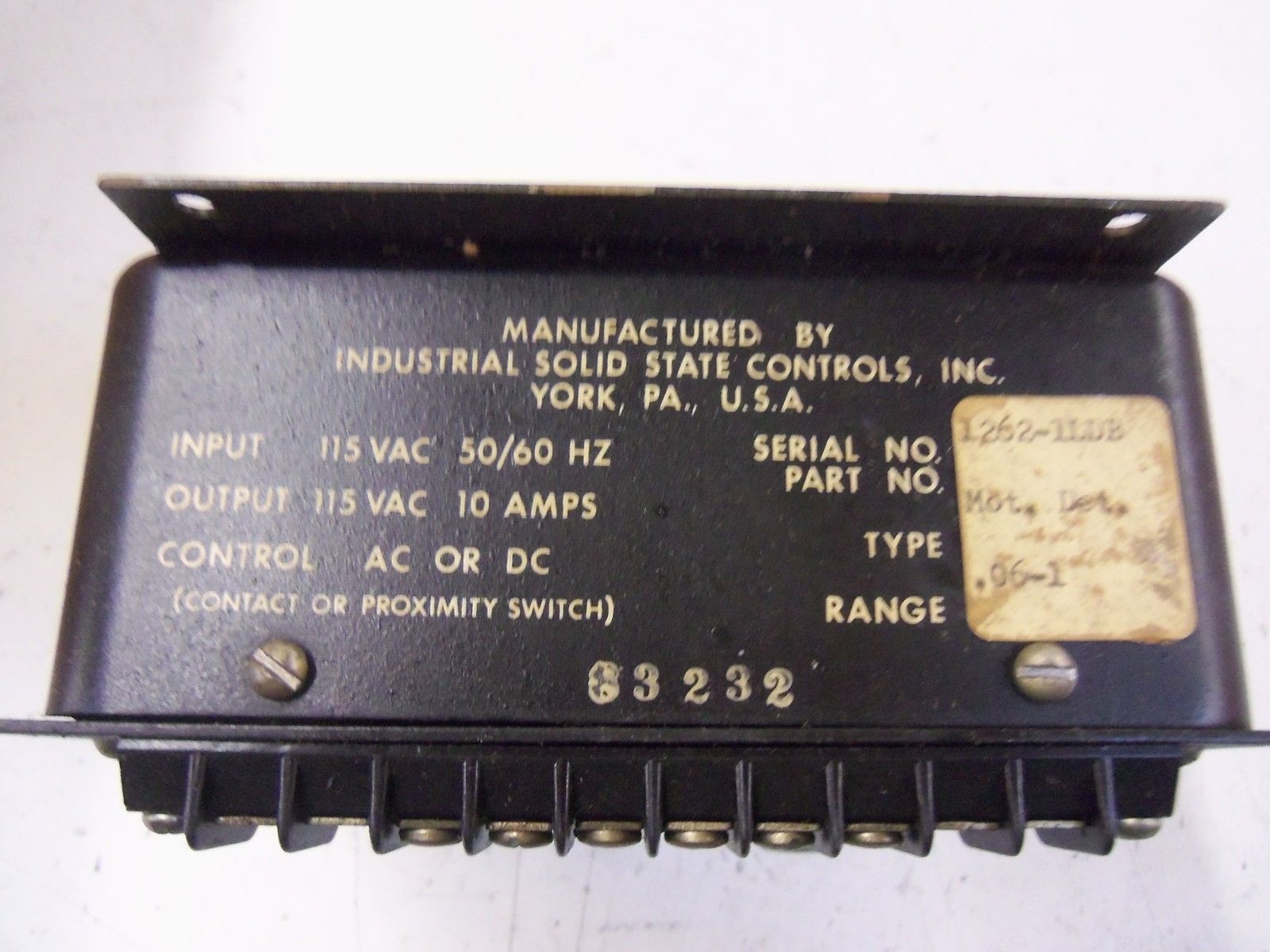 ISSC 1262-1-L-D-B MOTION DETECTOR *USED*